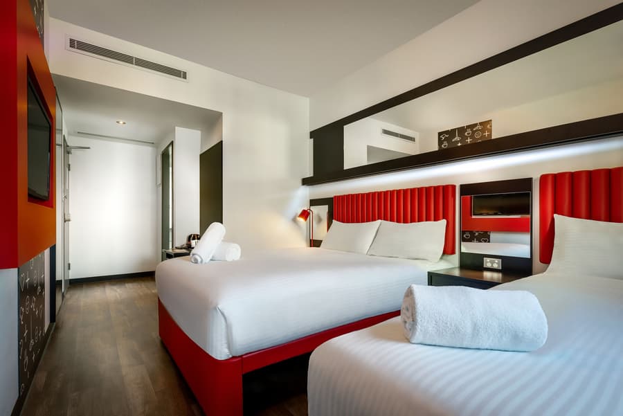 Essence Hotel Carlton