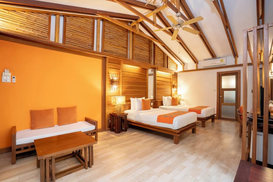 Home Phutoey River Kwai Hotspring & Nature Resort