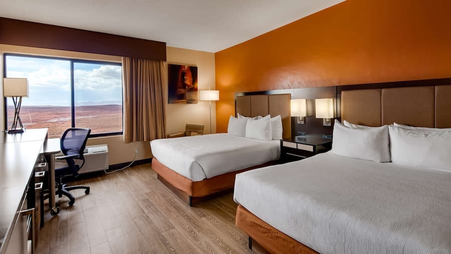 Best Western View Of Lake Powell Hotel