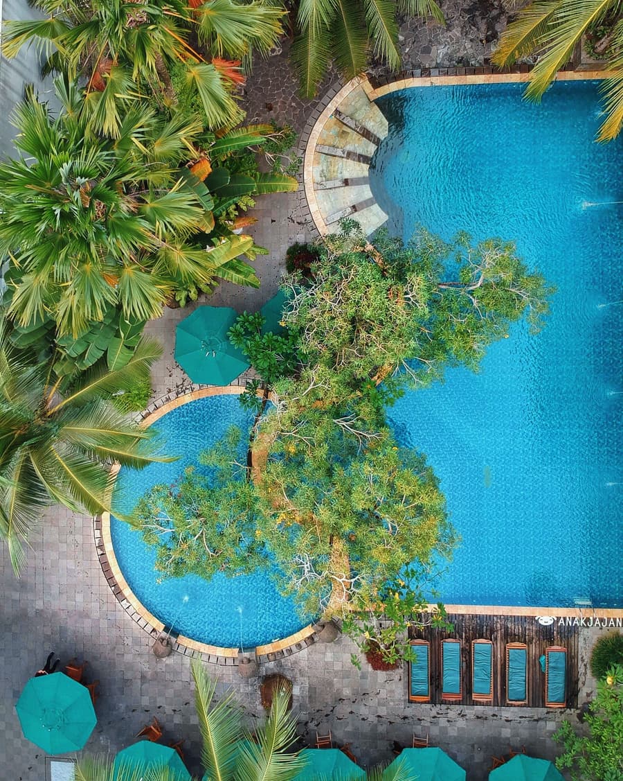Blue Sky Hotel