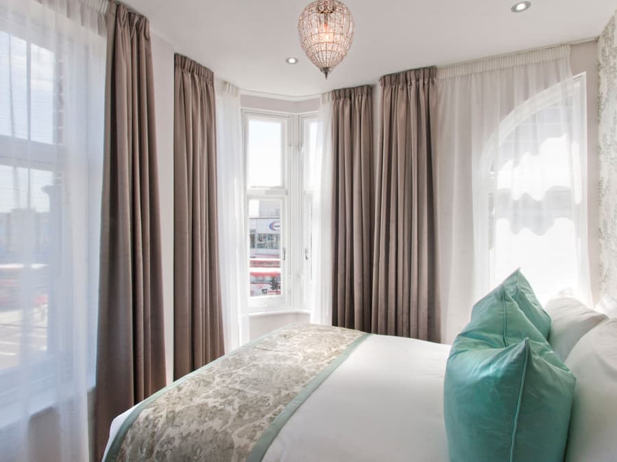 W12 Rooms