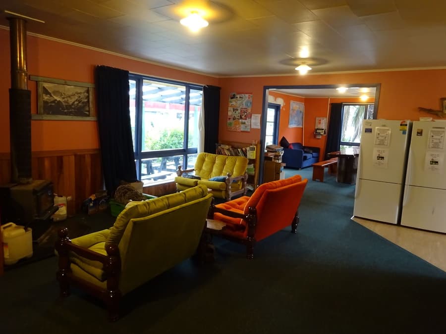 Glow Worm Accommodation - Hostel