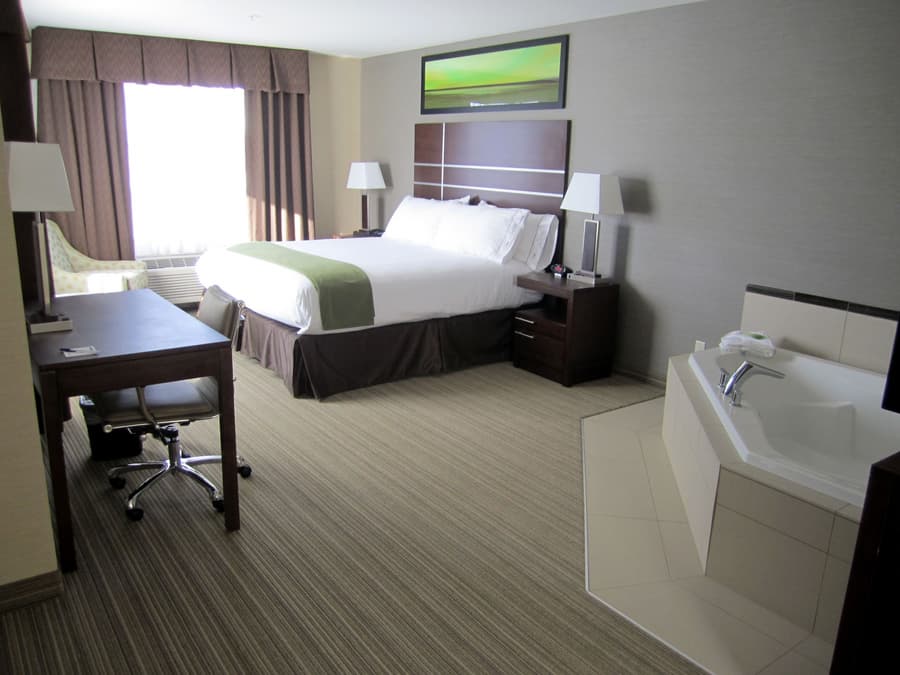 Holiday Inn Express Golden-Kicking Horse by IHG