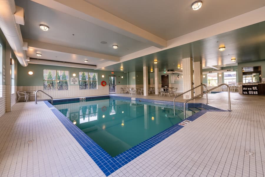 Holiday Inn Express Golden-Kicking Horse by IHG