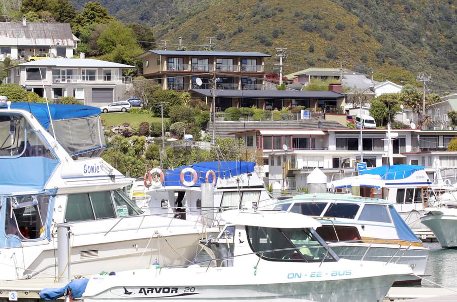 Harbour View Motel