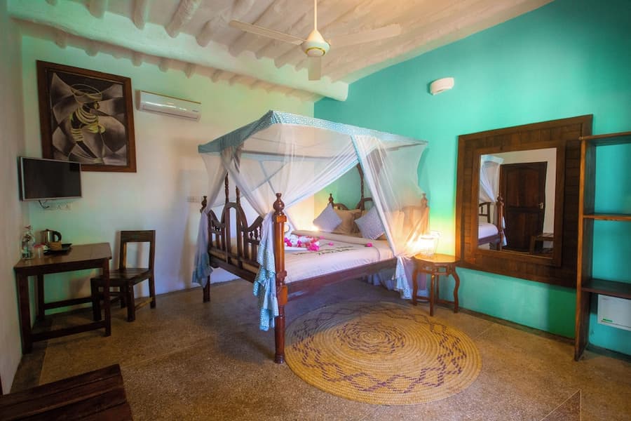 Reef & Beach Resort