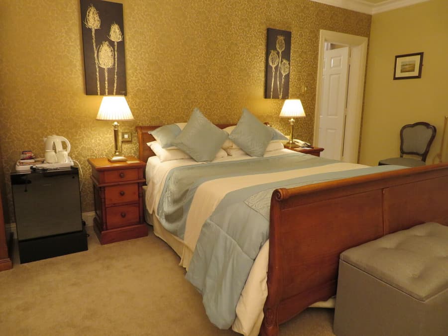 Brook Manor Lodge