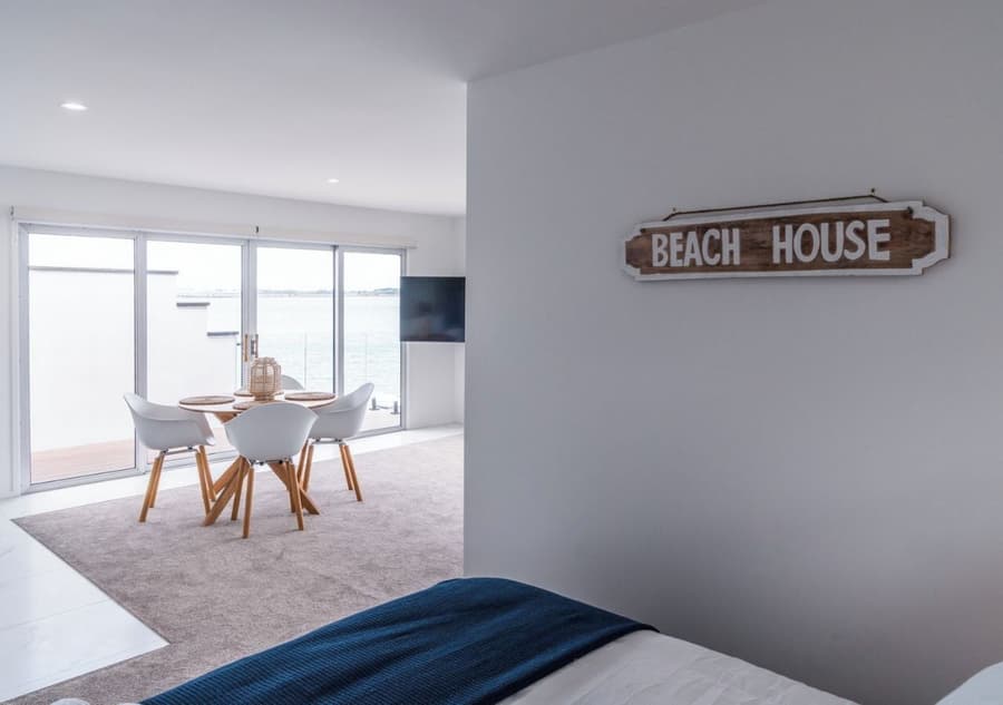 Harbour View Motel and Water Front Apartments