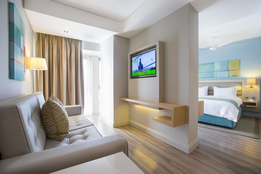 Holiday Inn Mauritius Mon Tresor by IHG