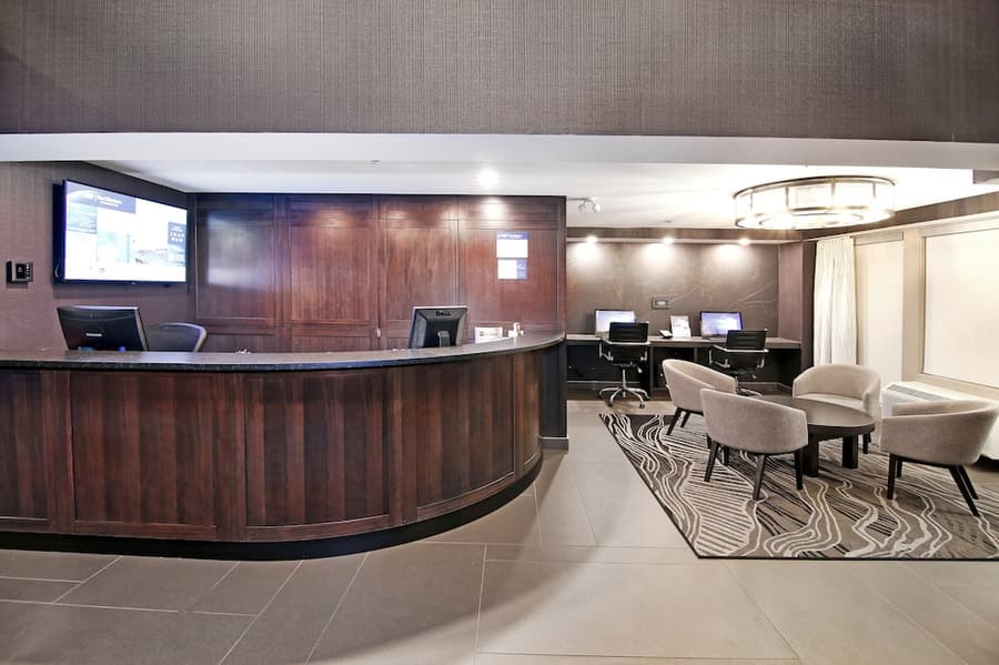 Best Western Plus Banff International Lodge
