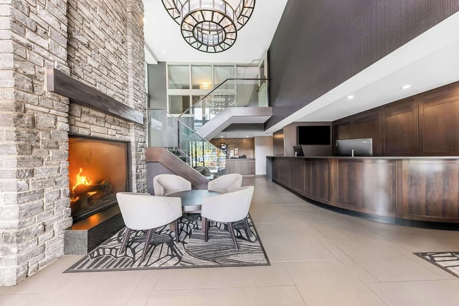 Best Western Plus Banff International Lodge