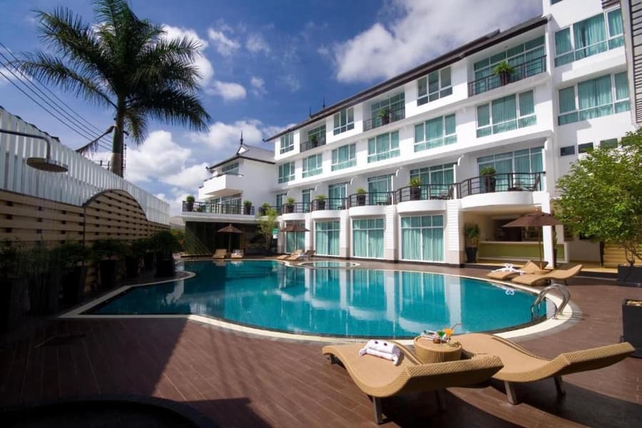 A-Te Chumphon Hotel