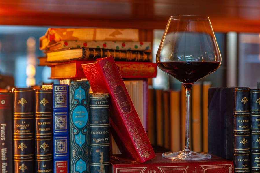 Wine & Books Lisboa Hotel