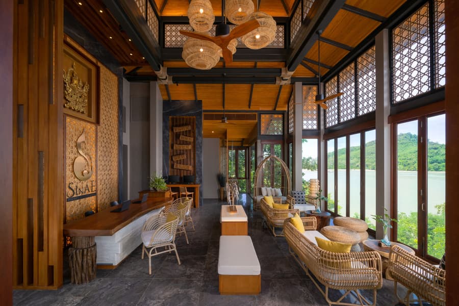 SINAE Phuket Luxury Hotel