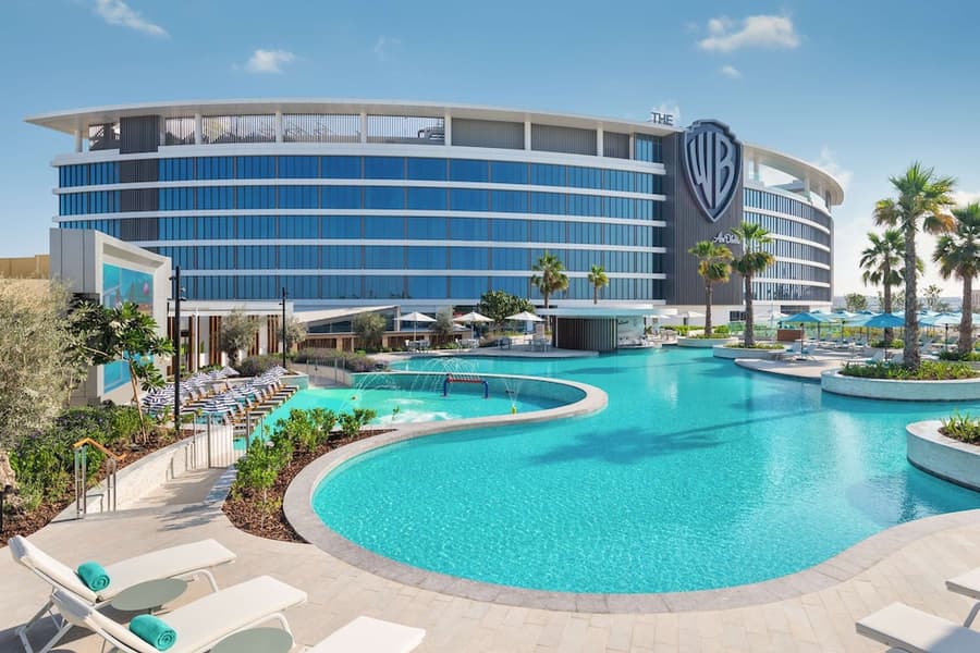 The WB Abu Dhabi, Curio Collection by Hilton