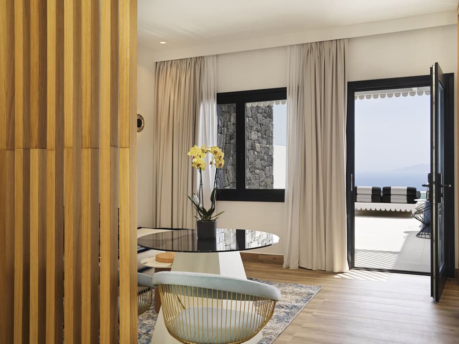 Cresanto Luxury Suites