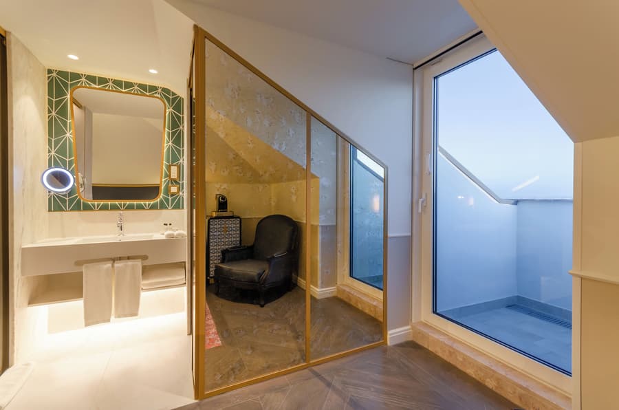 The Emerald House Lisbon, Curio Collection By Hilton