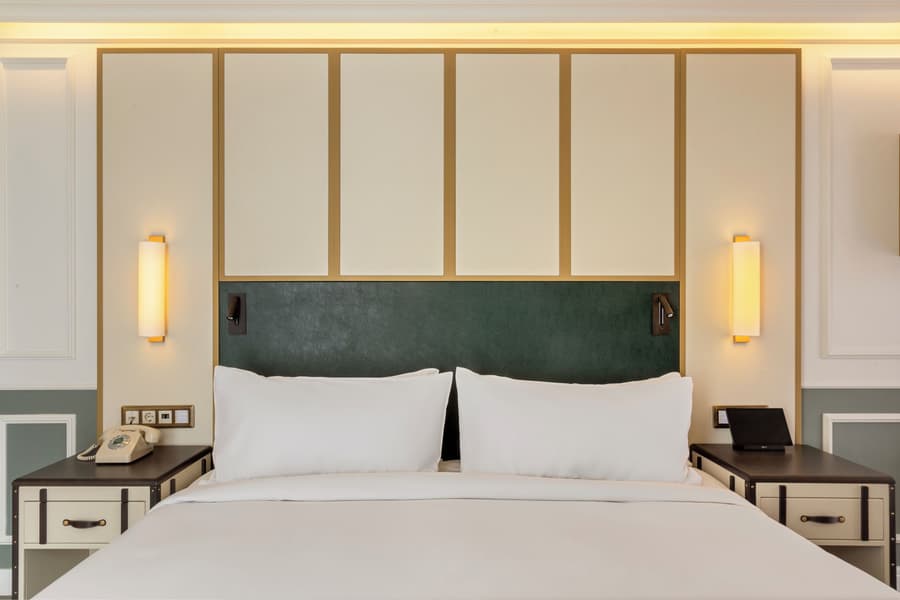 The Emerald House Lisbon, Curio Collection By Hilton
