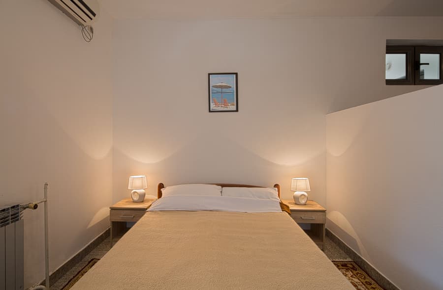 Madra rooms & apartments