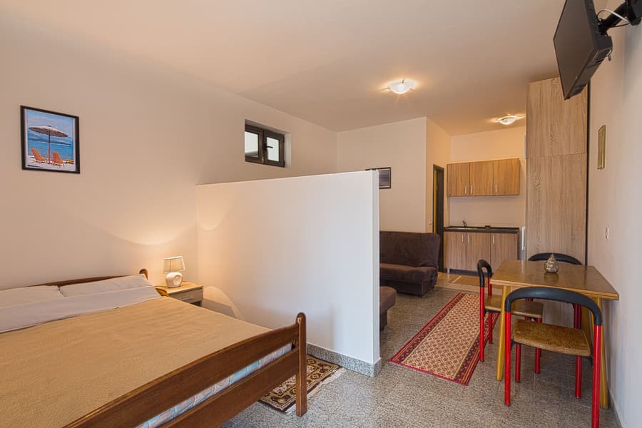 Madra rooms & apartments