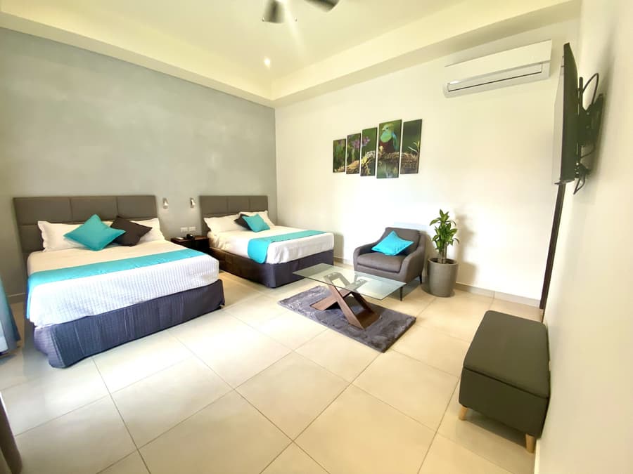 Hotel Naoz