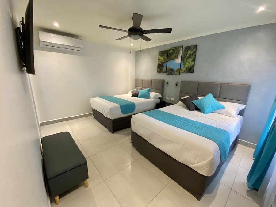 Hotel Naoz