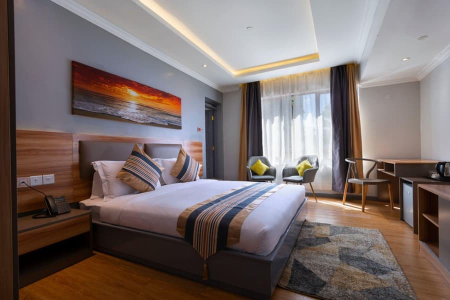 Raha Suites