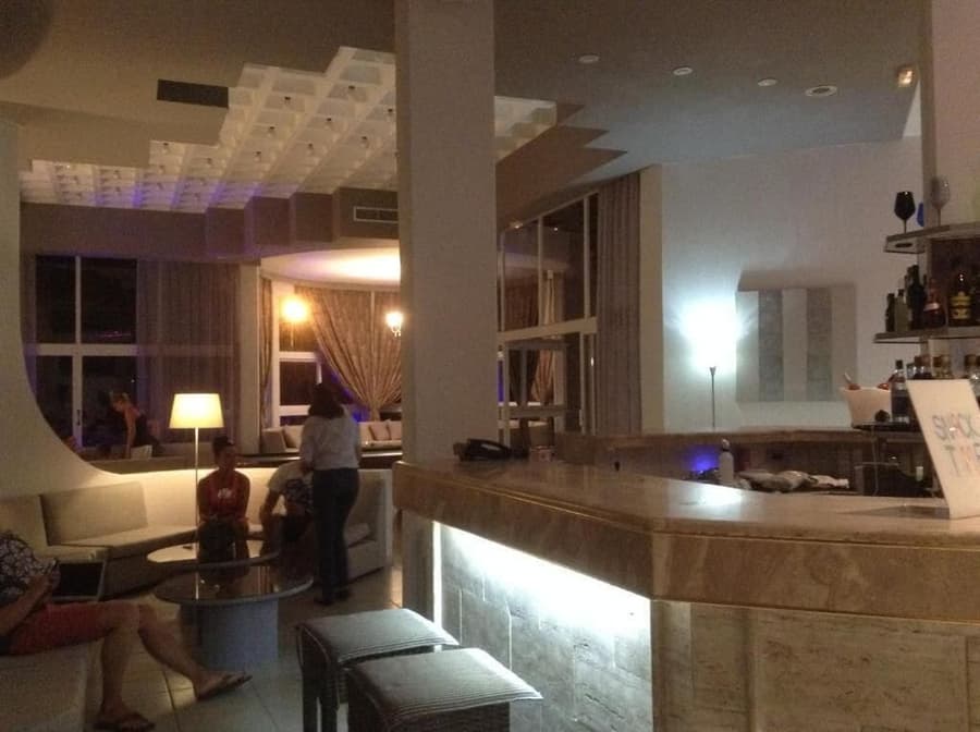 Happy Days Hotel