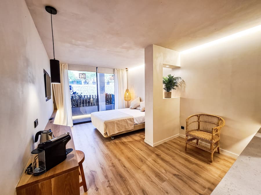 S Estancia Suites