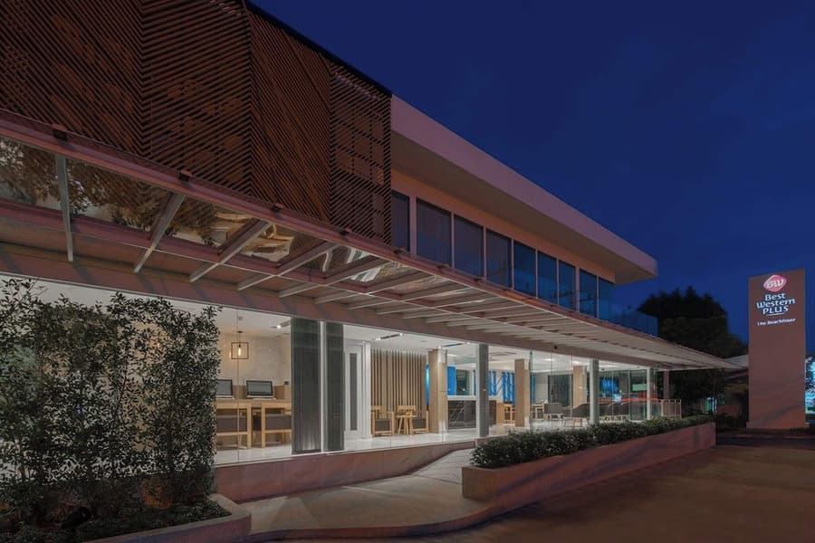 The Beachfront Hotel Phuket
