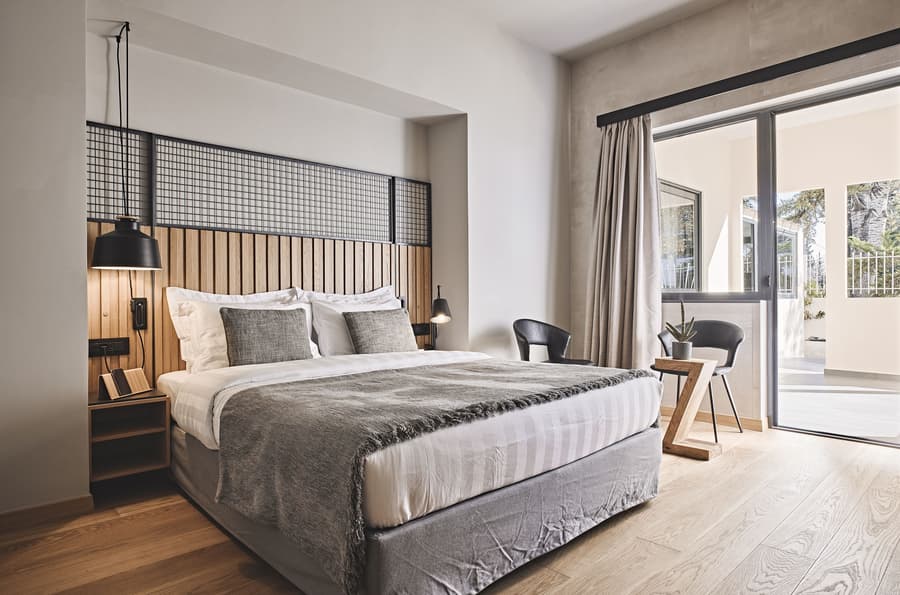 Cama Luxury Suites Glyfada