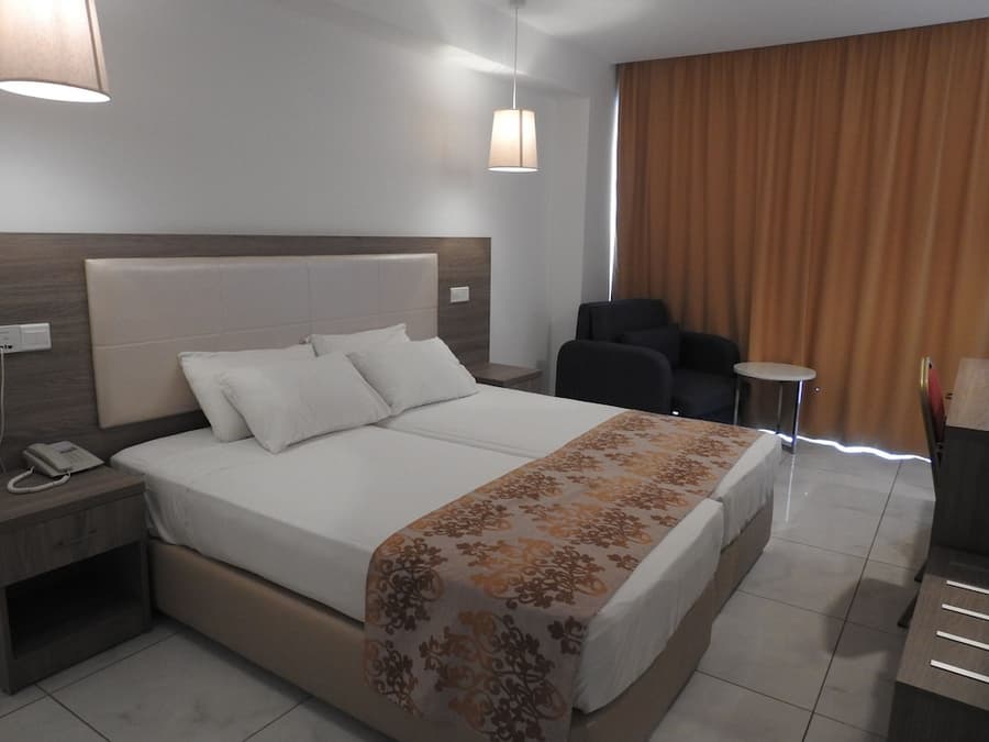 Corfu Hotel