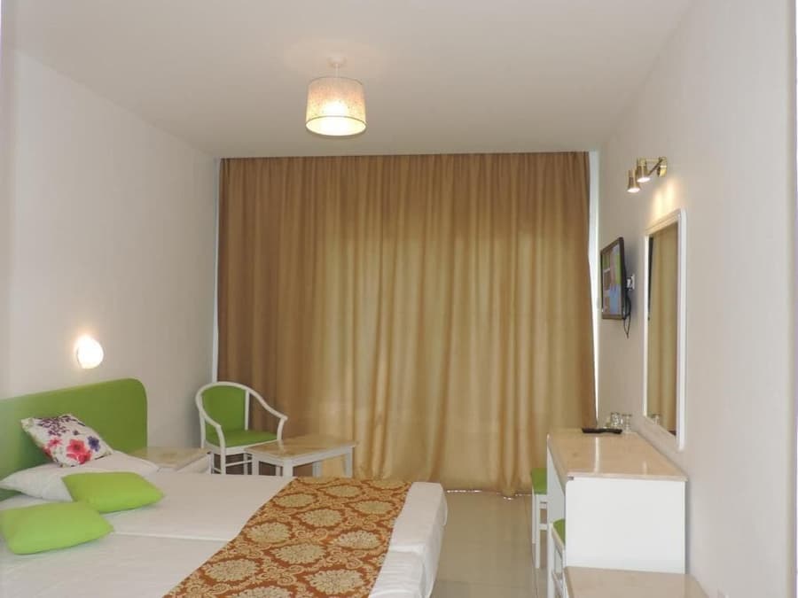 Corfu Hotel