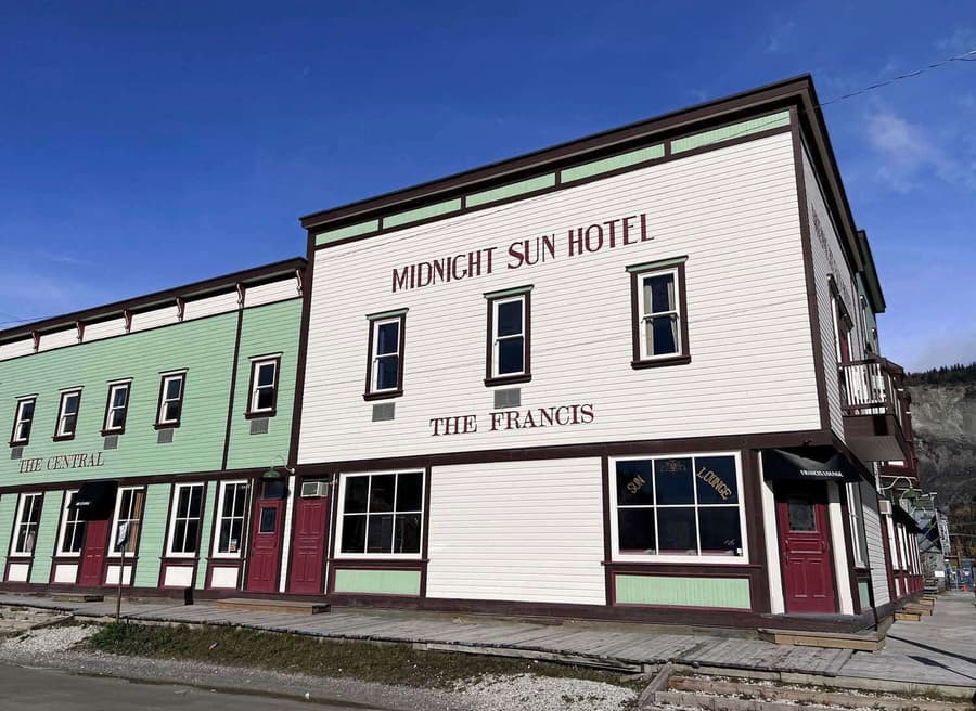 Midnight Sun, a Coast Hotel