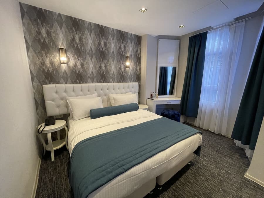 Weingart Seaside Hotel