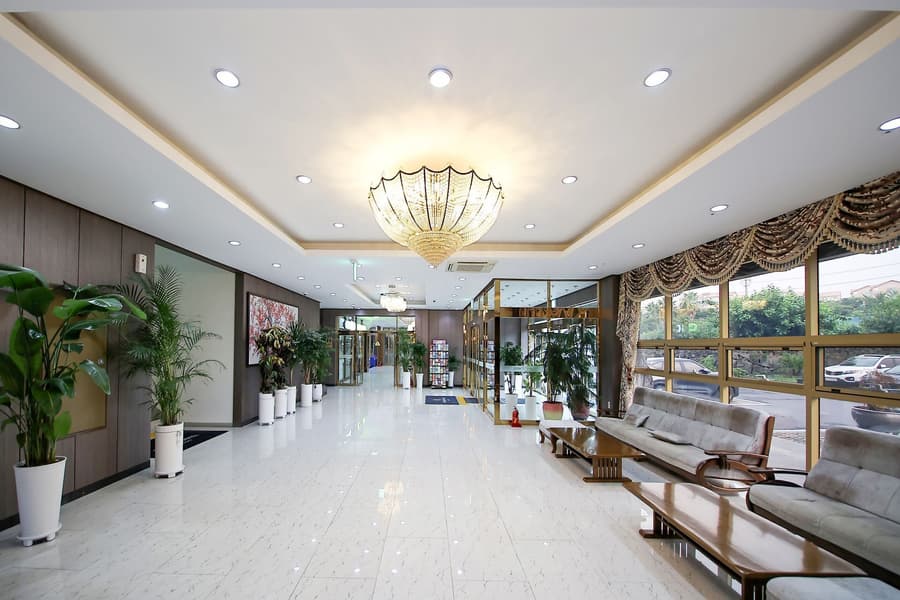 Shin Shin Hotel Jeju City