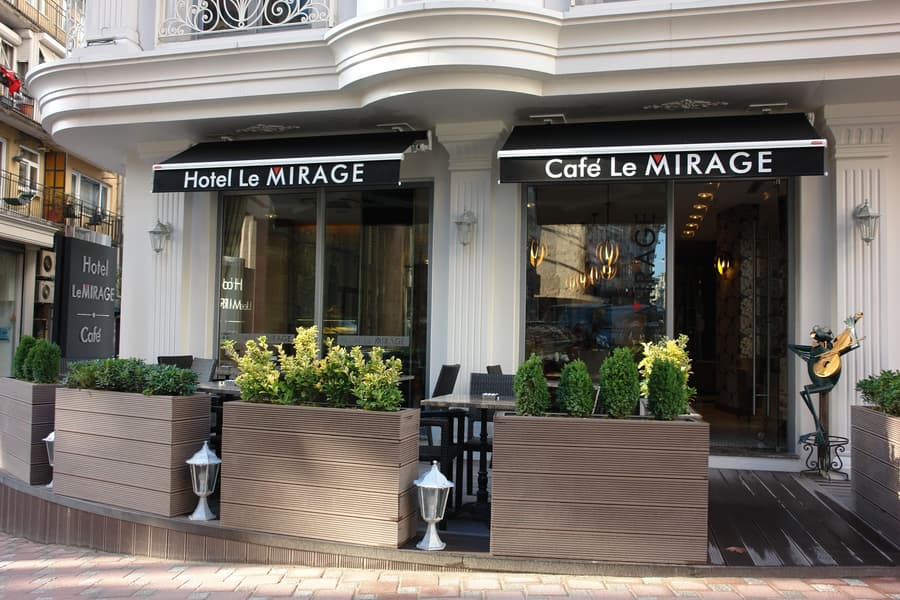 Hotel Le Mirage