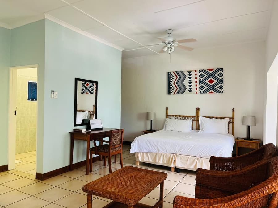 Emafini Country Lodge