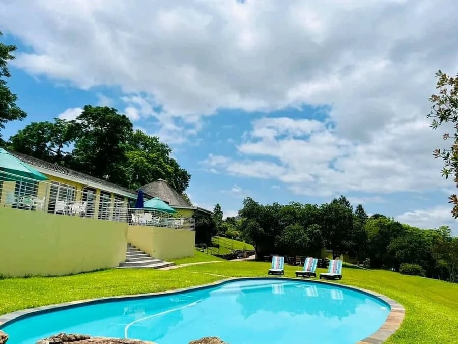 Emafini Country Lodge