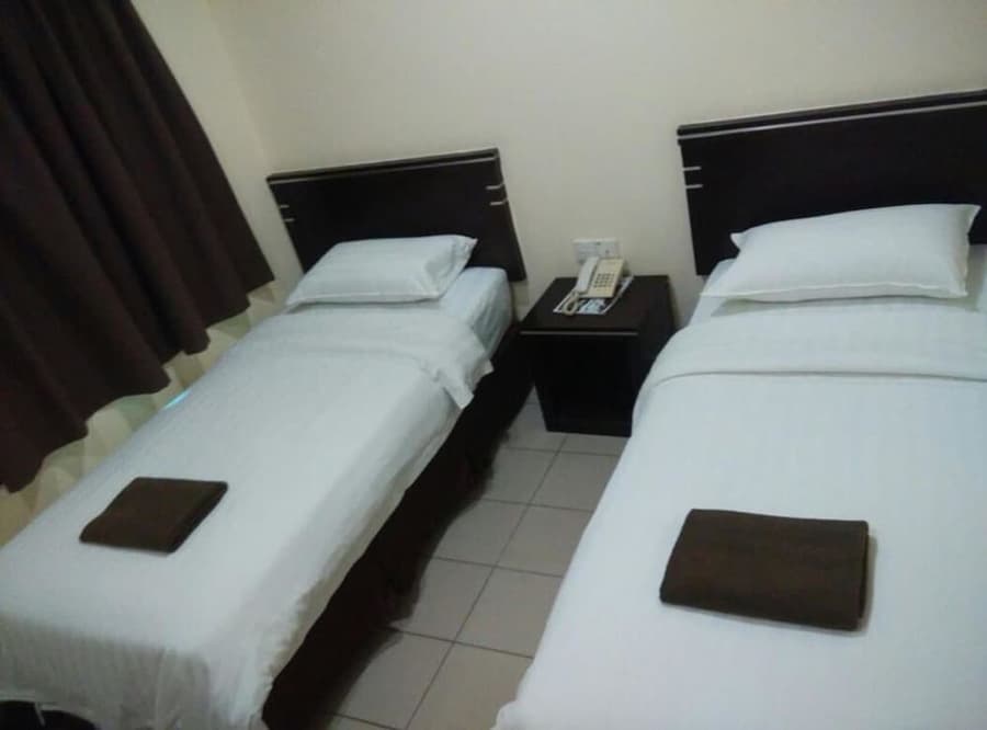 Hotel Traveller