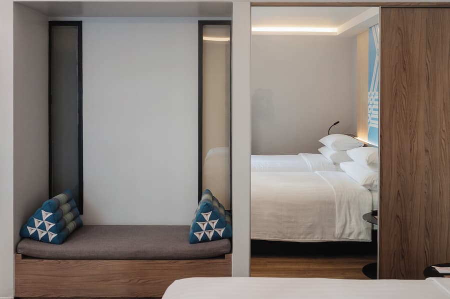 RakYim Siam - Sukhumvit 15