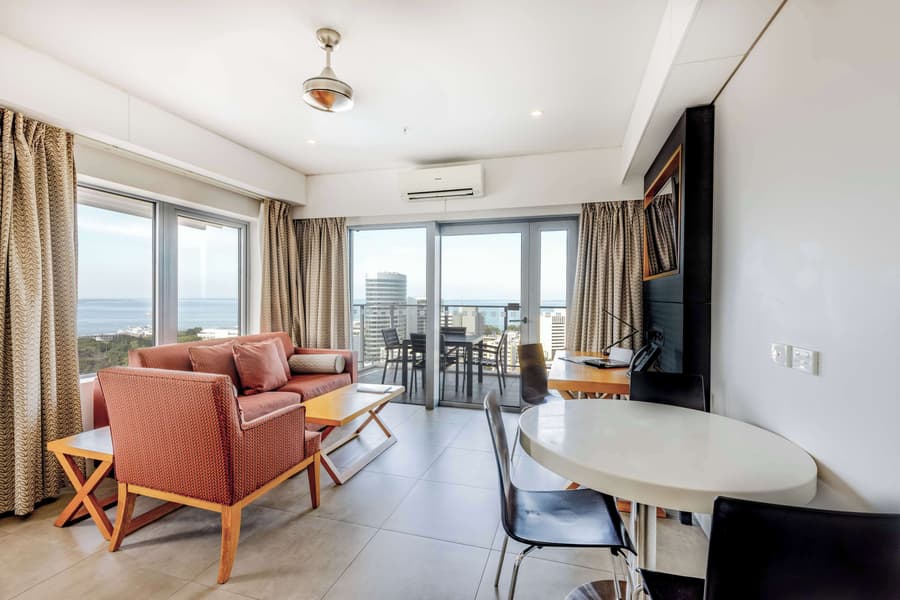 Oaks Darwin Elan Hotel