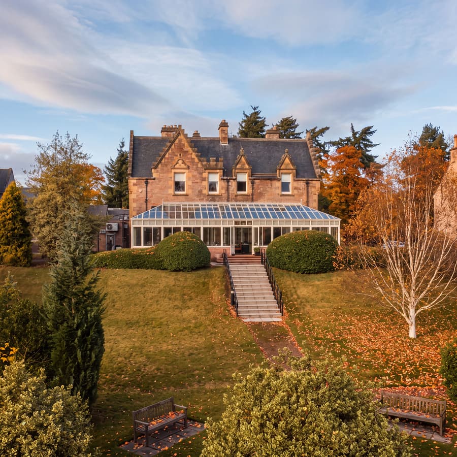 Lochardil House Hotel