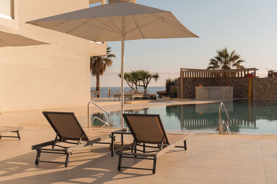 PHEIA, Vriniotis Resorts