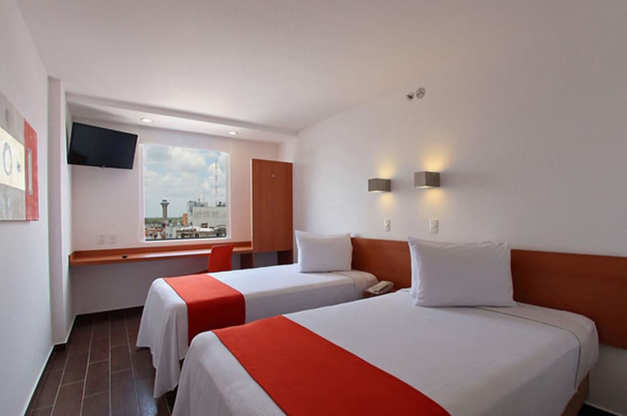 One La Paz Hotel