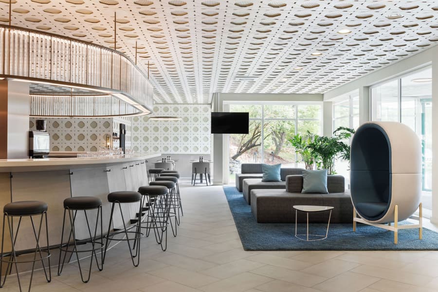 DoubleTree by Hilton Vienna Bosei