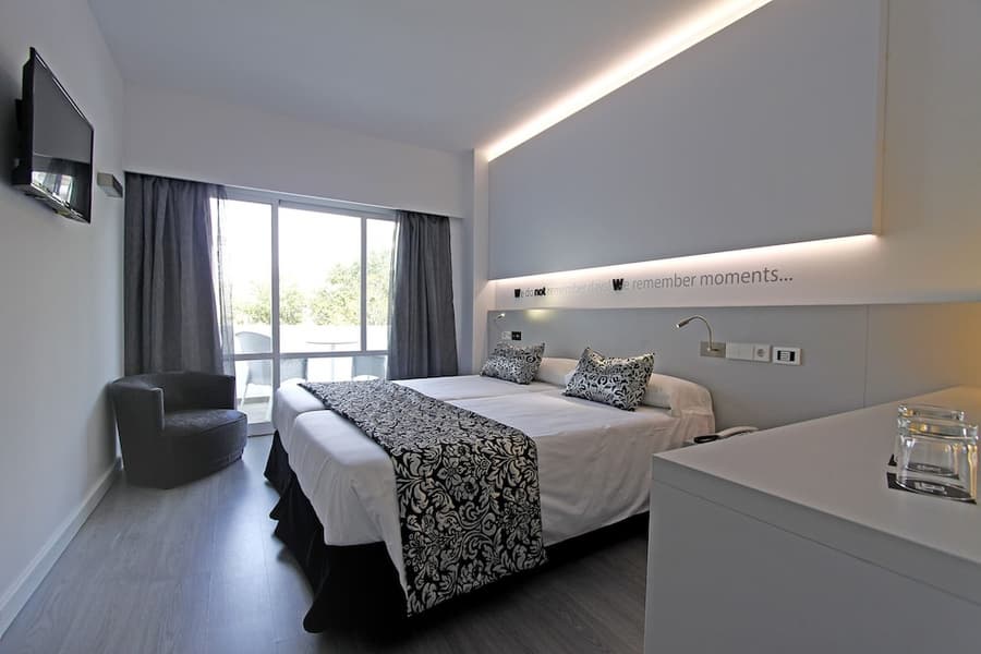BG Hotel Pamplona
