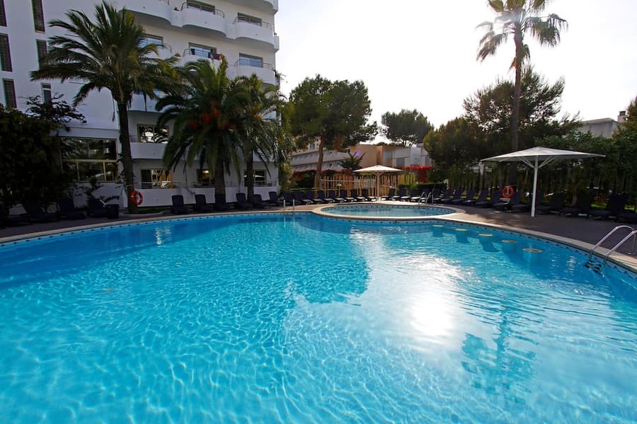 BG Hotel Pamplona