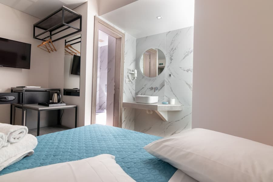 Dunlin Hotel