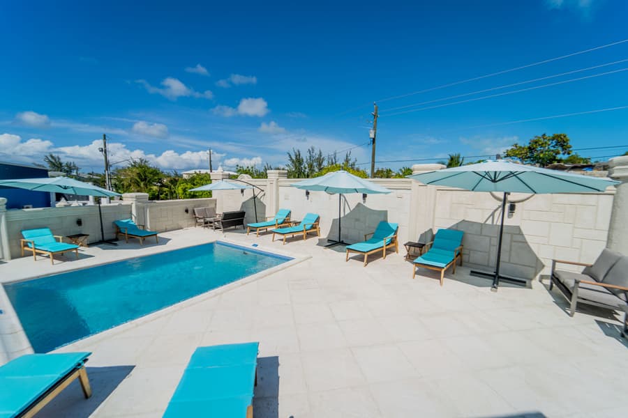 Le Bleu Bed and Breakfast